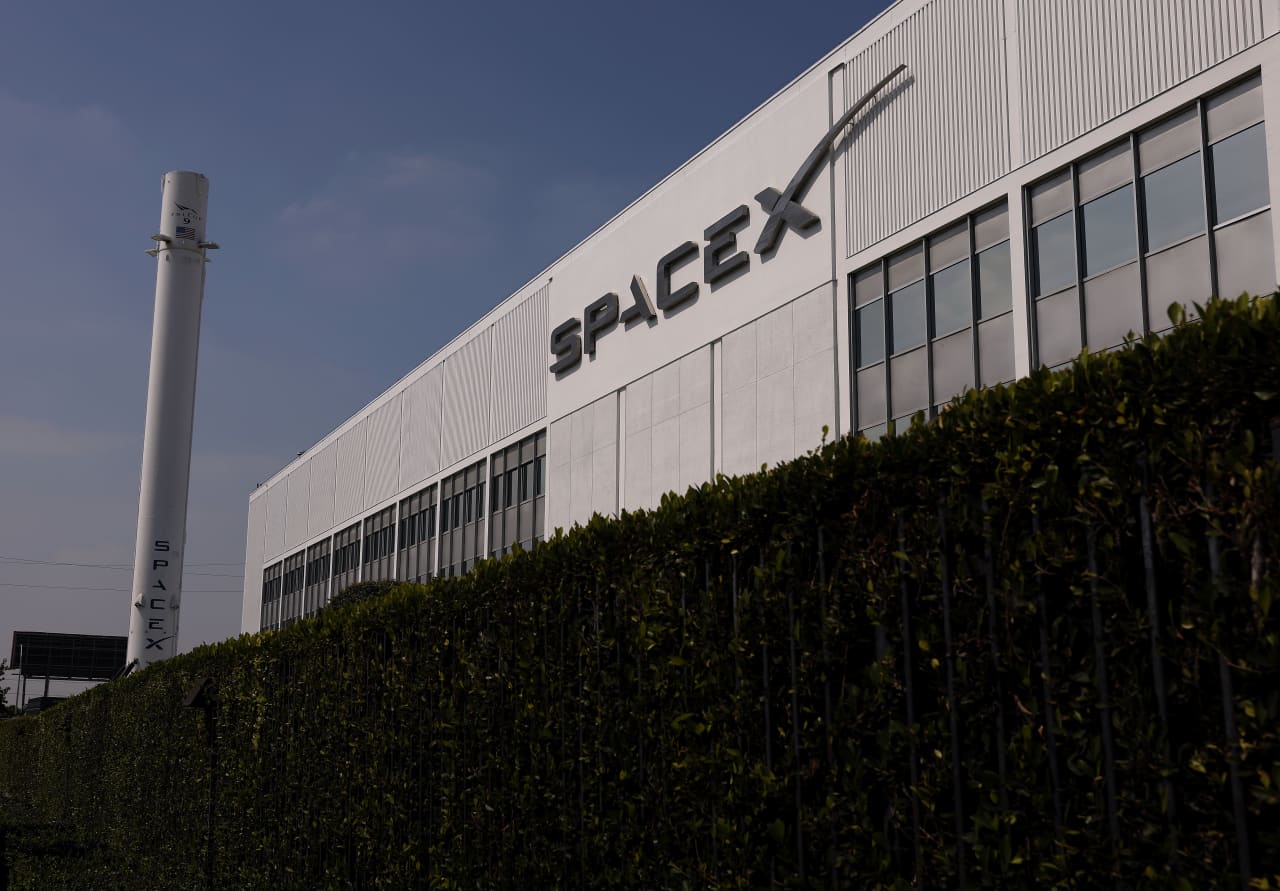 Investitori retail comprano il calo di SpaceX