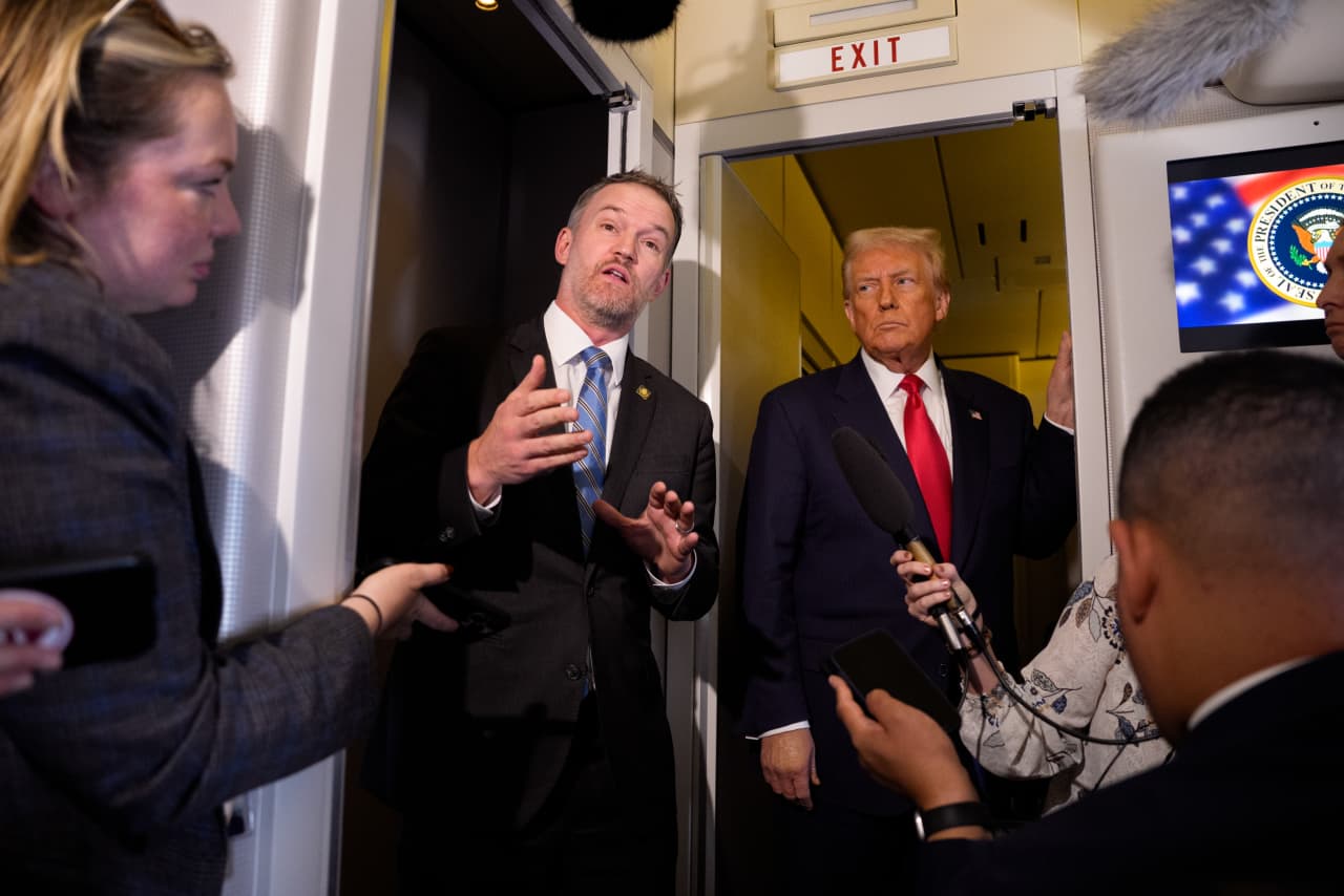 Trump lancia una nuova ondata di tariffe globali. Ecco le tariffe più recenti.