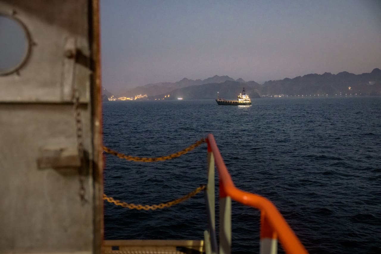 Global oil prices rise above $95 a barrel for the first time in 6 weeks as hopes dim for de-escalation of Iran war