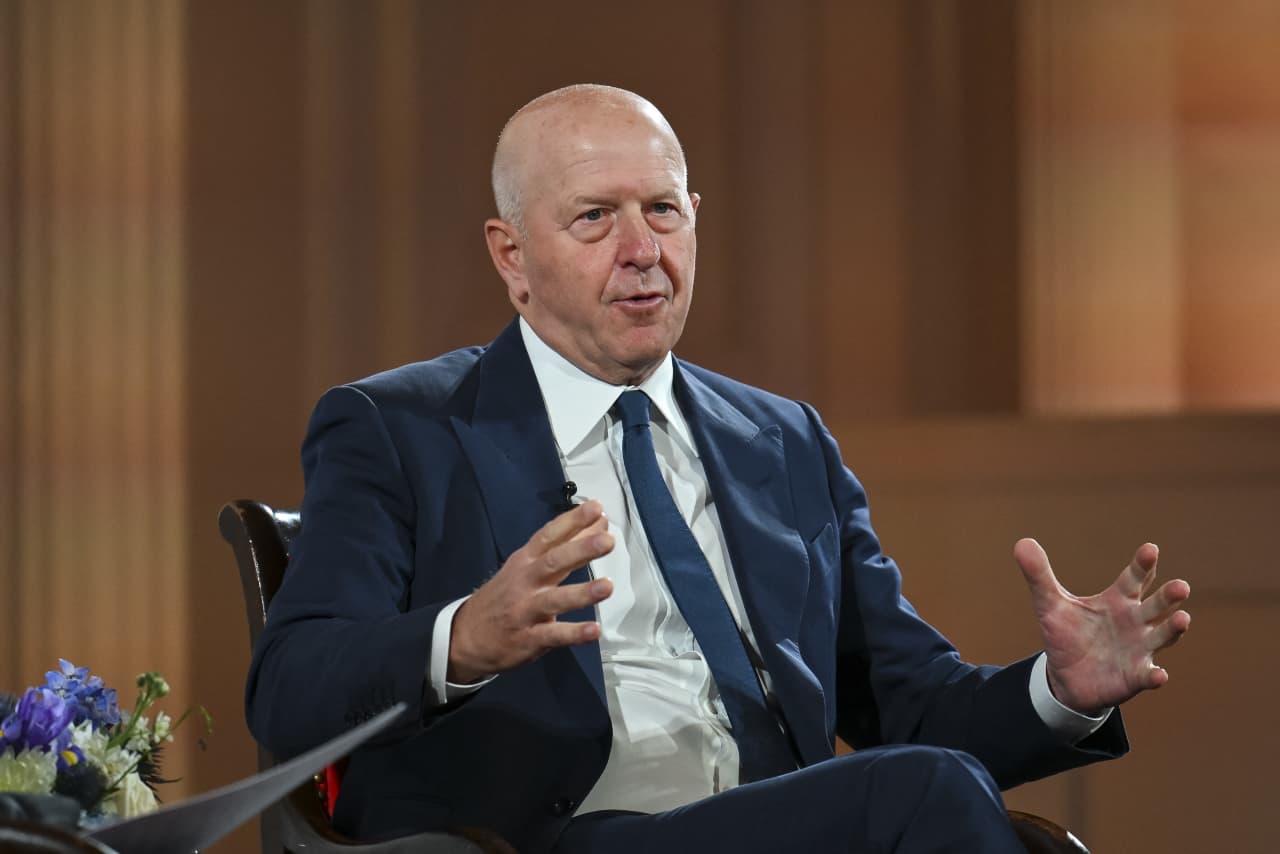 Goldman Sachs e Morgan Stanley hanno avuto un trimestre mostruoso. Gli analisti dicono che questi giganti potrebbero essere i prossimi.