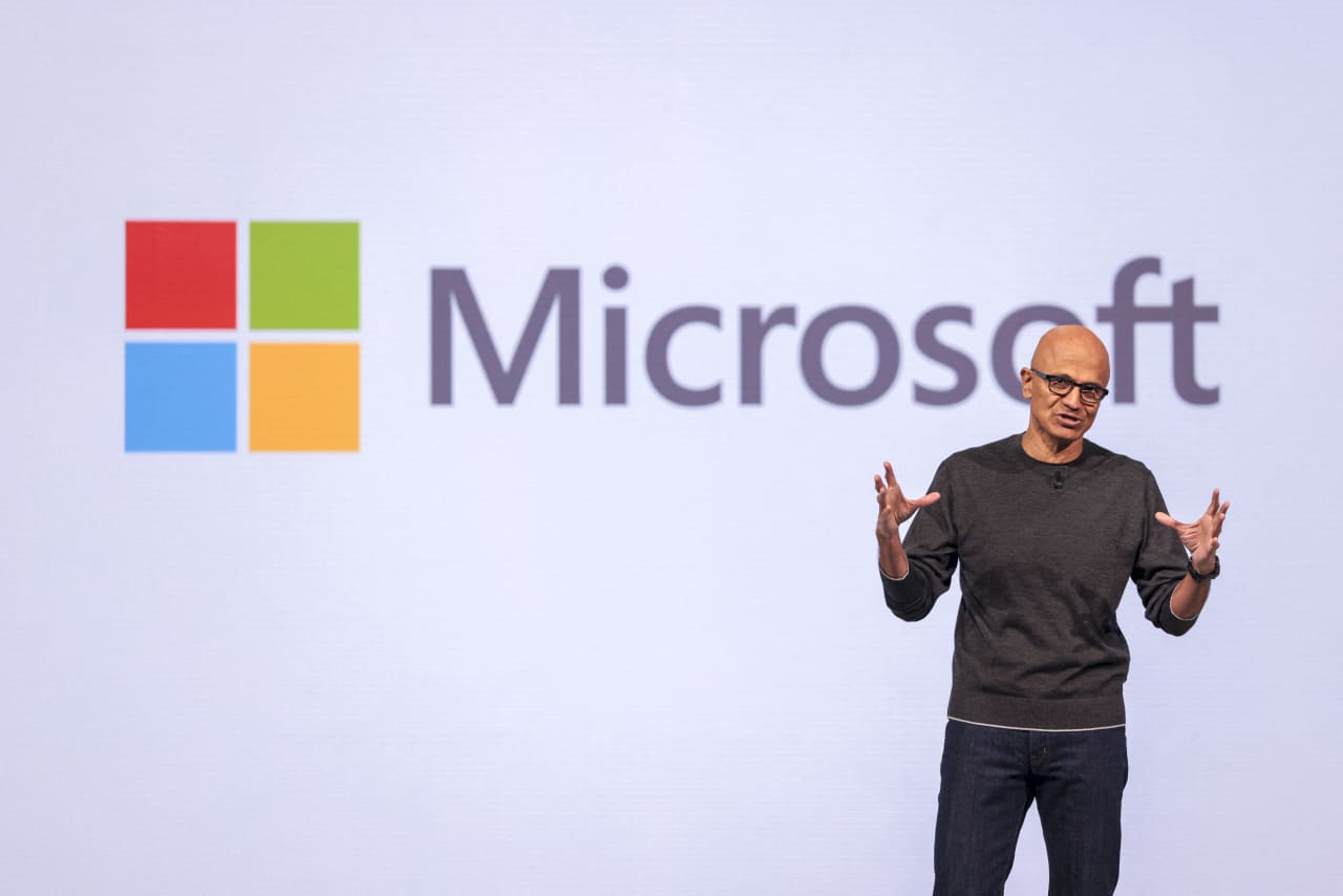 Microsoft, scommessa AI da $190 mld sotto esame